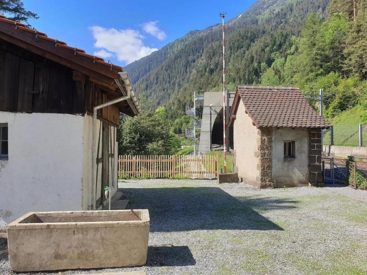 Bahnwaerterhaus Eggwald Villa Wassen Exterior foto