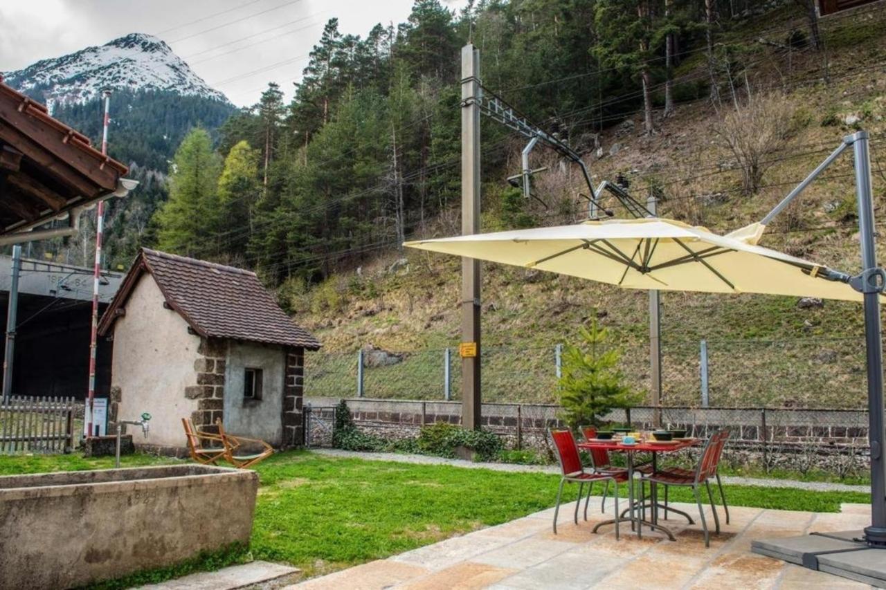 Bahnwaerterhaus Eggwald Villa Wassen Exterior foto